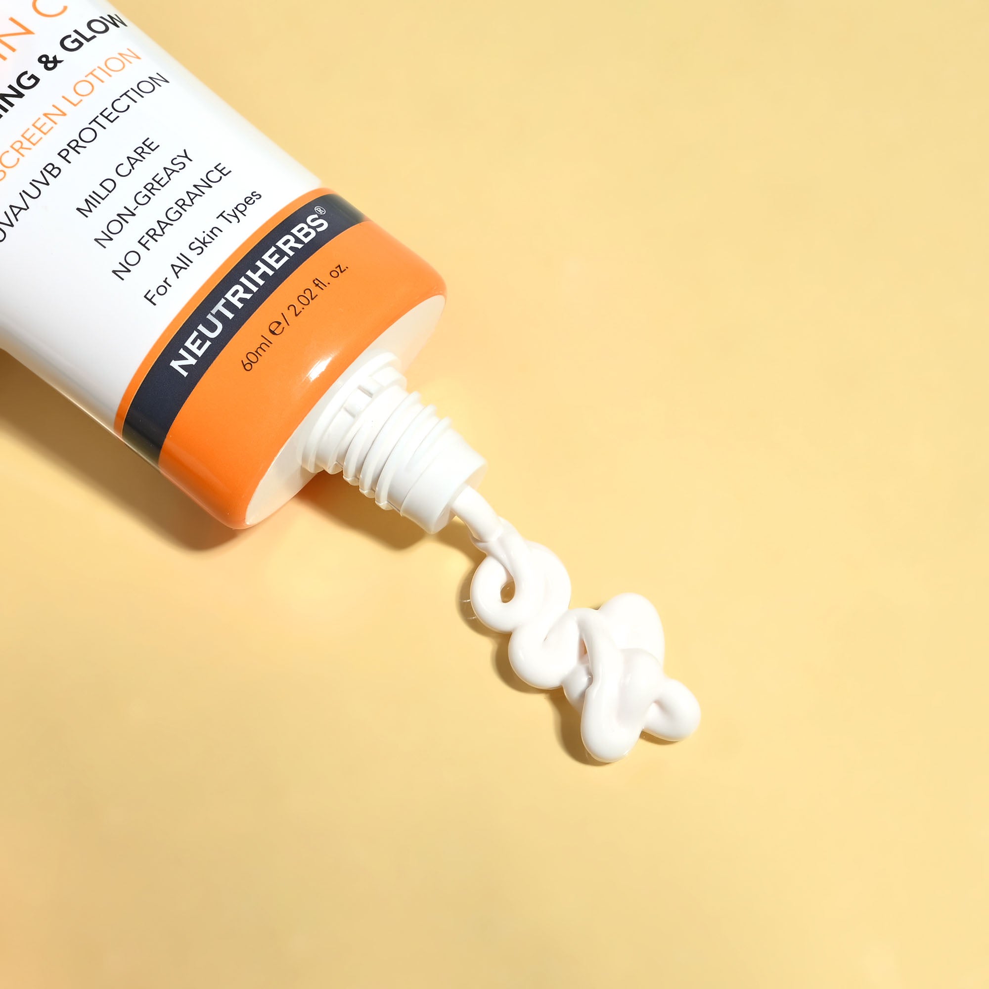 Vitamin C Sunscreen Lotion SPF30 With Non-greasy And Non-fragrance Formula