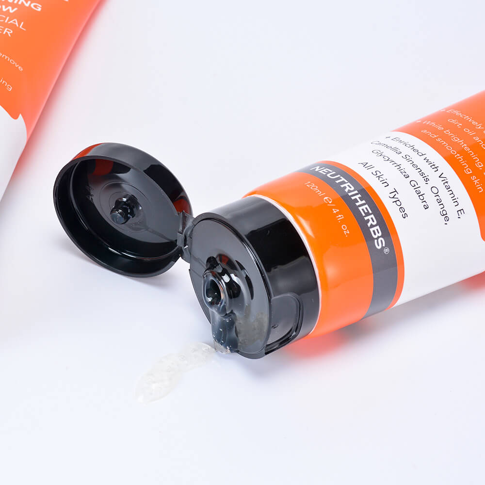 Vitamin C Face Cleanser Soothes And Purifies For Super Clean