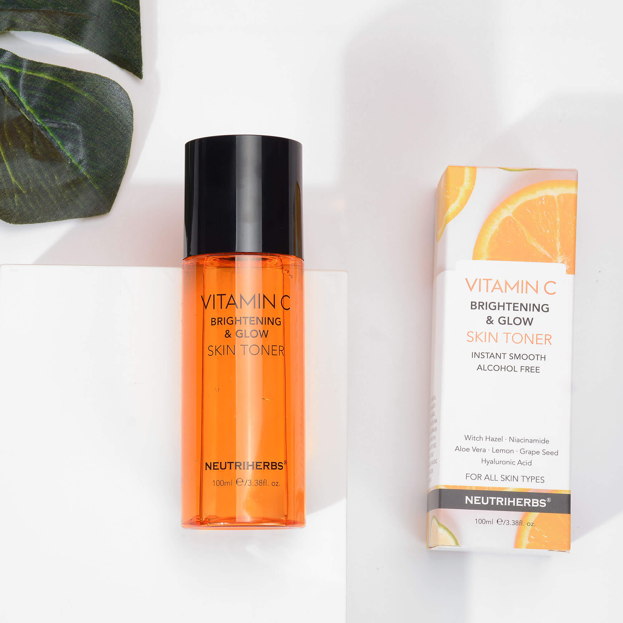 Vitamin C Brightening & Glowing Skin Toner For Moisturizing And Refining Skin